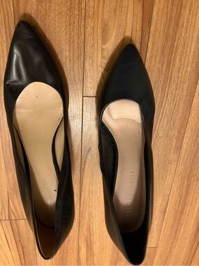 Via Spiga Black Pointed Toe Women's Flats -